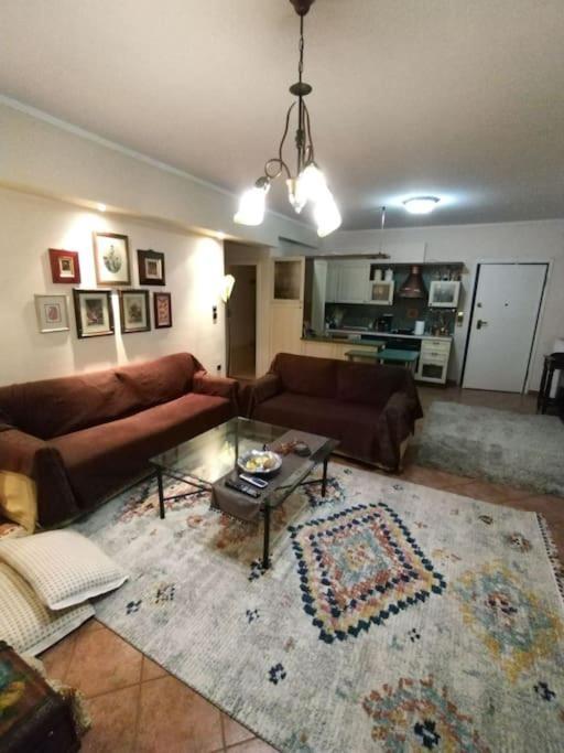 Όμορφο, Άνετο Ζεστά Διακοσμημένο Διαμέρισμα Thérmi Esterno foto
